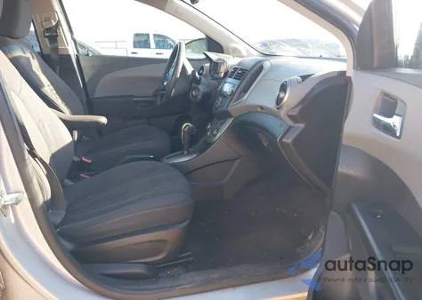 2014 Chevrolet Sonic Lt Auto из США, поврежденный, VIN 1G1JC5SHXE4224252